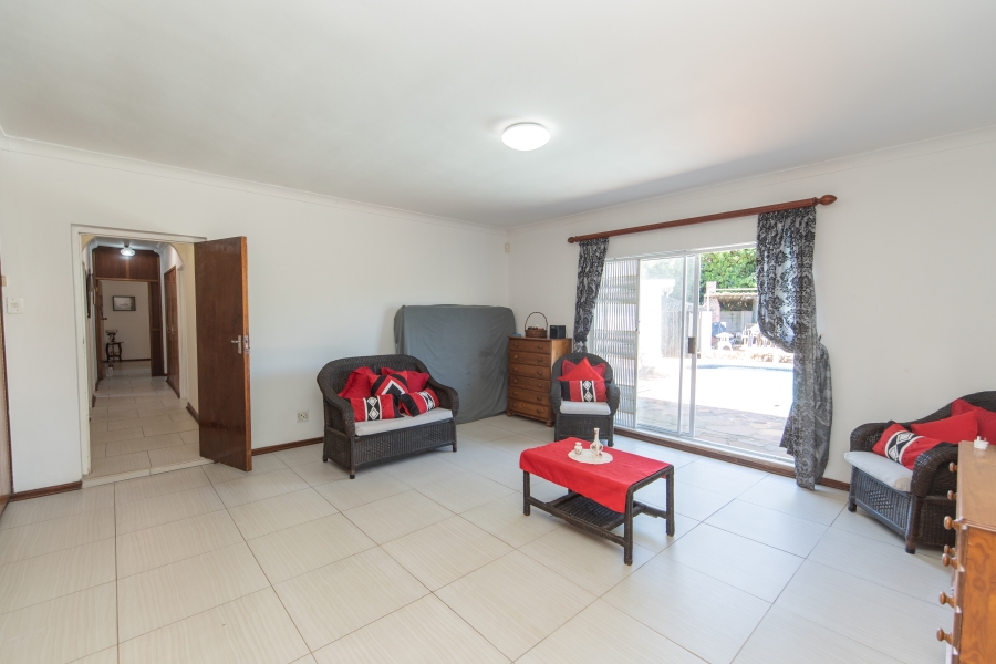 5 Bedroom Property for Sale in Framesby Eastern Cape